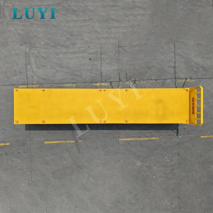 Heavy Duty 4 Axle 80T Flatbed Trailer high quality